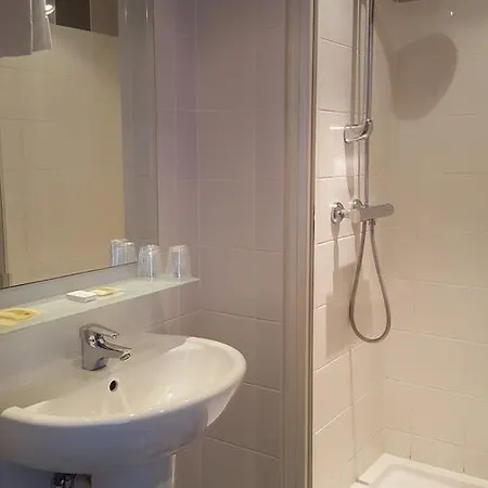 Hotel Restaurant Beau Rivage 3*